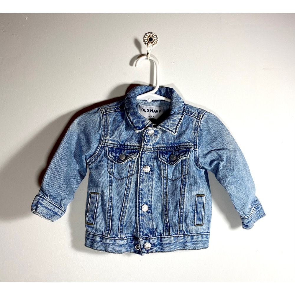 Old Navy denim jacket. 18/24m. Vguc.